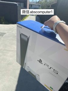 PlayStation 5 disc edition with 1 controller with box