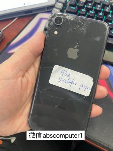 iPhone XR 128g black battery health 81% back glass cracked )